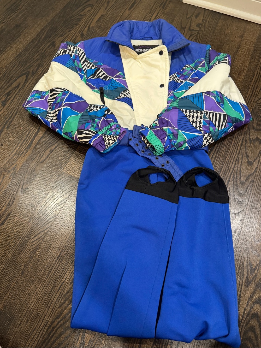 Vintage Snuggler One-Piece Ski Suit Geometric Stirrup Snowsuit (6)